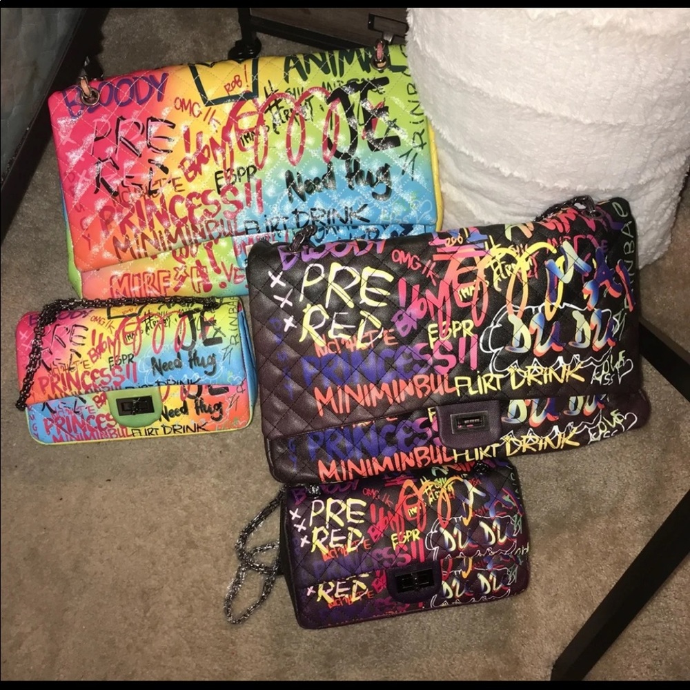 GRAFFITI BAGS!!!
